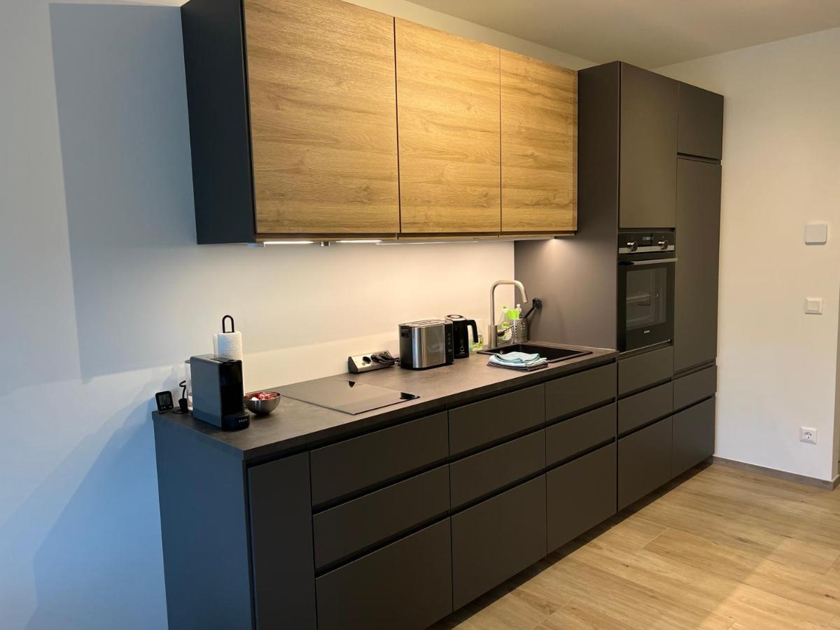 Ferienwohnung Mit Seeblick - Ossiacher See Gerlitzen Sattendorf Bagian luar foto