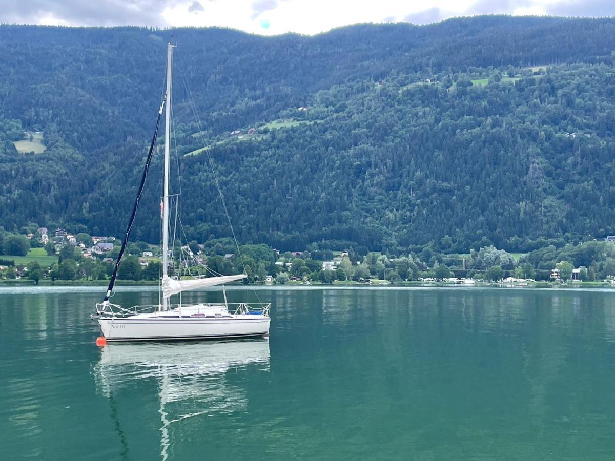 Ferienwohnung Mit Seeblick - Ossiacher See Gerlitzen Sattendorf Bagian luar foto