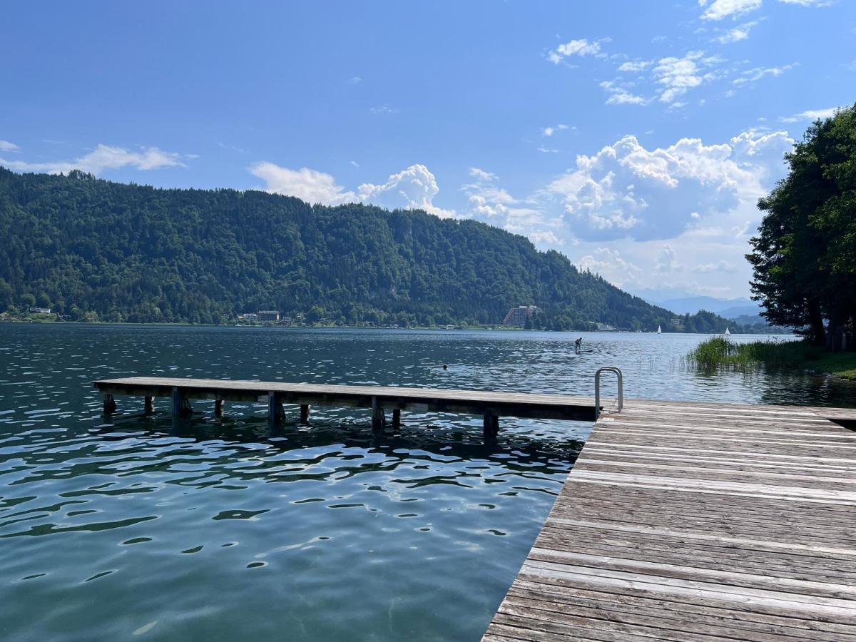 Ferienwohnung Mit Seeblick - Ossiacher See Gerlitzen Sattendorf Bagian luar foto