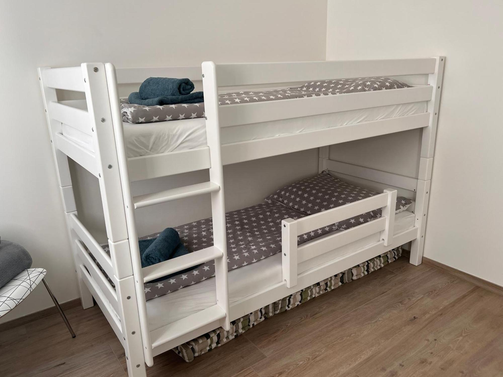 Ferienwohnung Mit Seeblick - Ossiacher See Gerlitzen Sattendorf Bagian luar foto