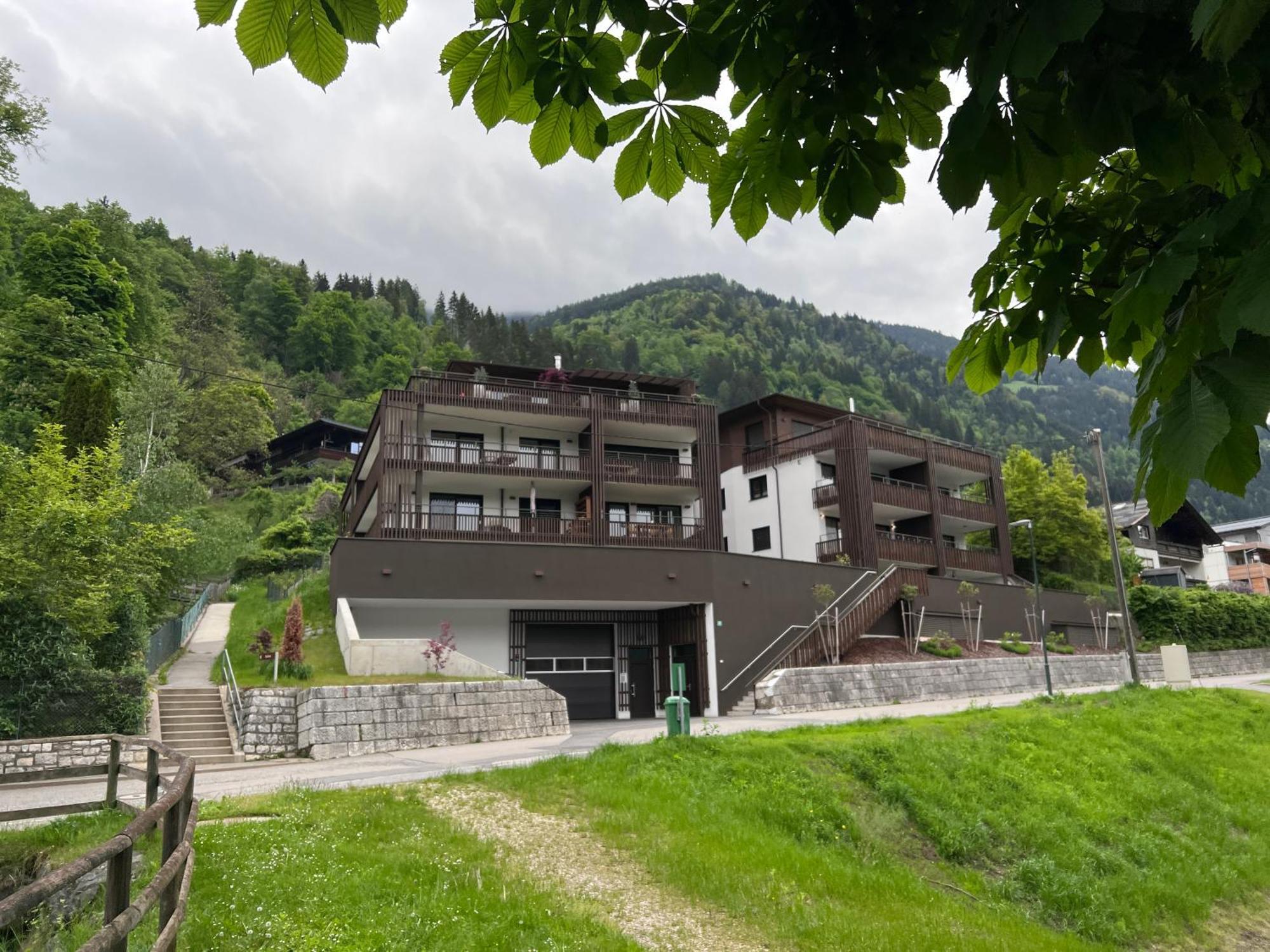 Ferienwohnung Mit Seeblick - Ossiacher See Gerlitzen Sattendorf Bagian luar foto